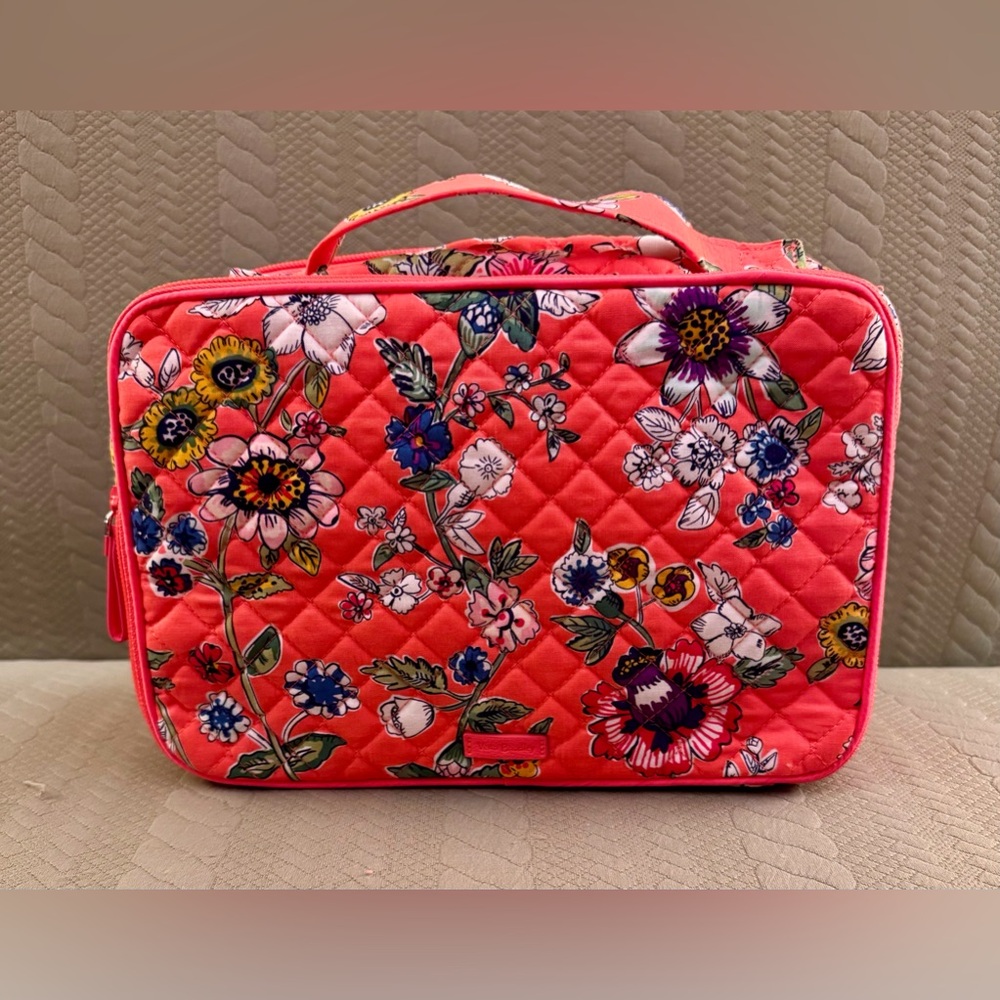 Vera Bradley Iconic Large Blush & Brush Cosmetic Case Cotton Coral Floral NWT’s